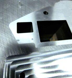 プレス金型プレス加工　ワイヤーカット　清水プレス工業所